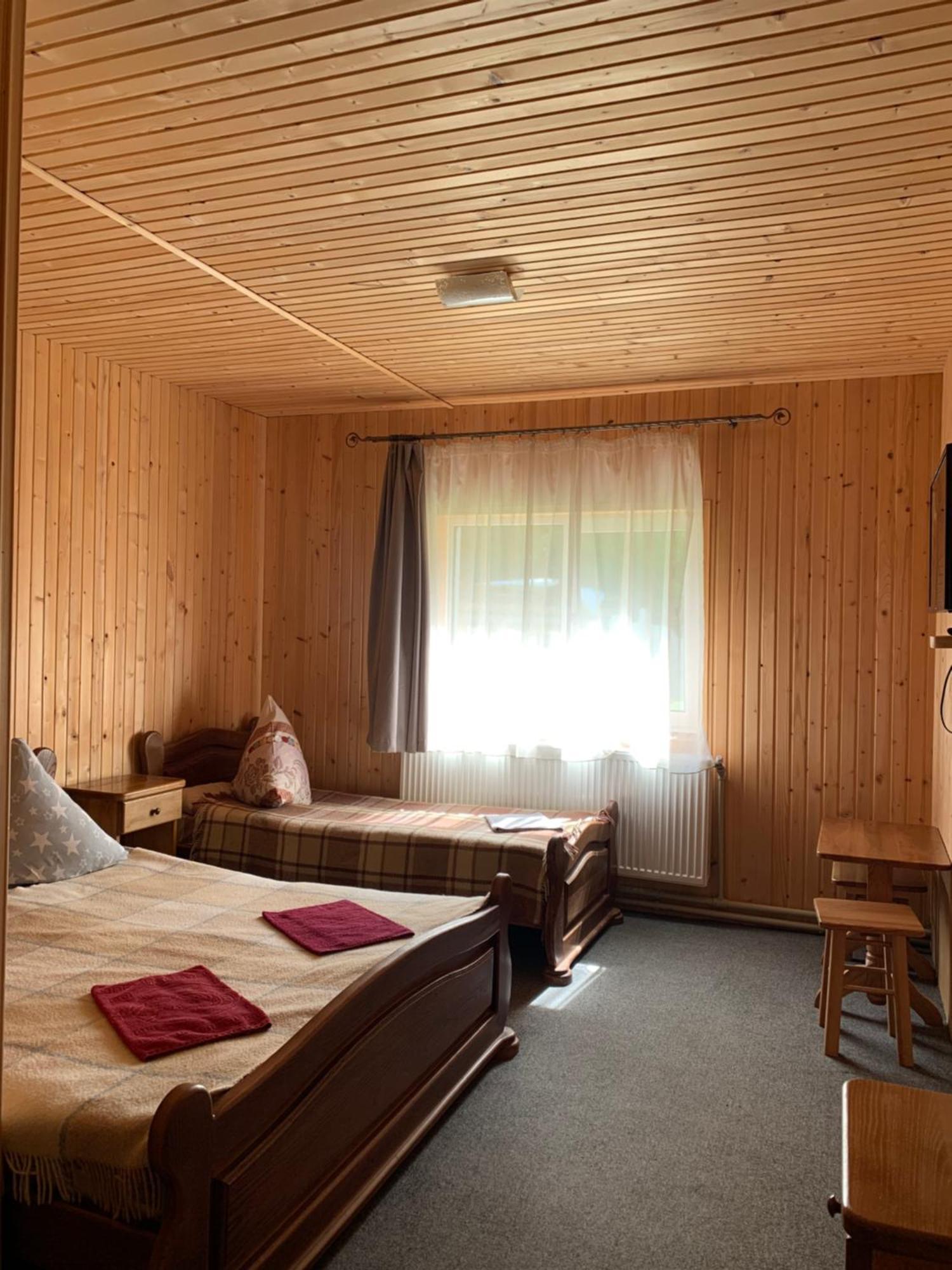 Hotel Novoe Shale Яблуниця Екстериор снимка